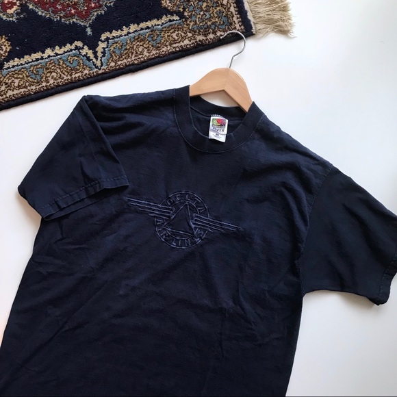 Vintage Delta airlines tee - Picture 3 of 6